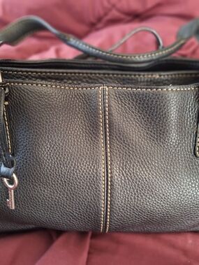 Fossil Black Pebbled Leather Shoulder Bag